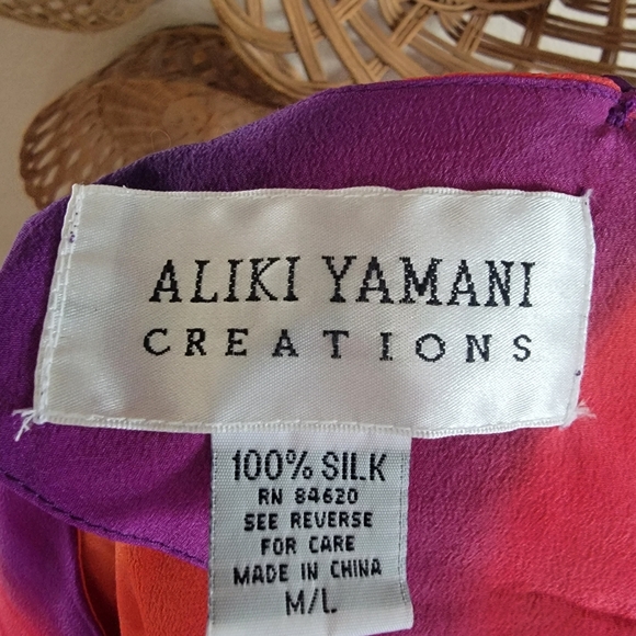 Aliki Yamani Silk Blouse Short Sleeve SZ M/L - Picture 4 of 4